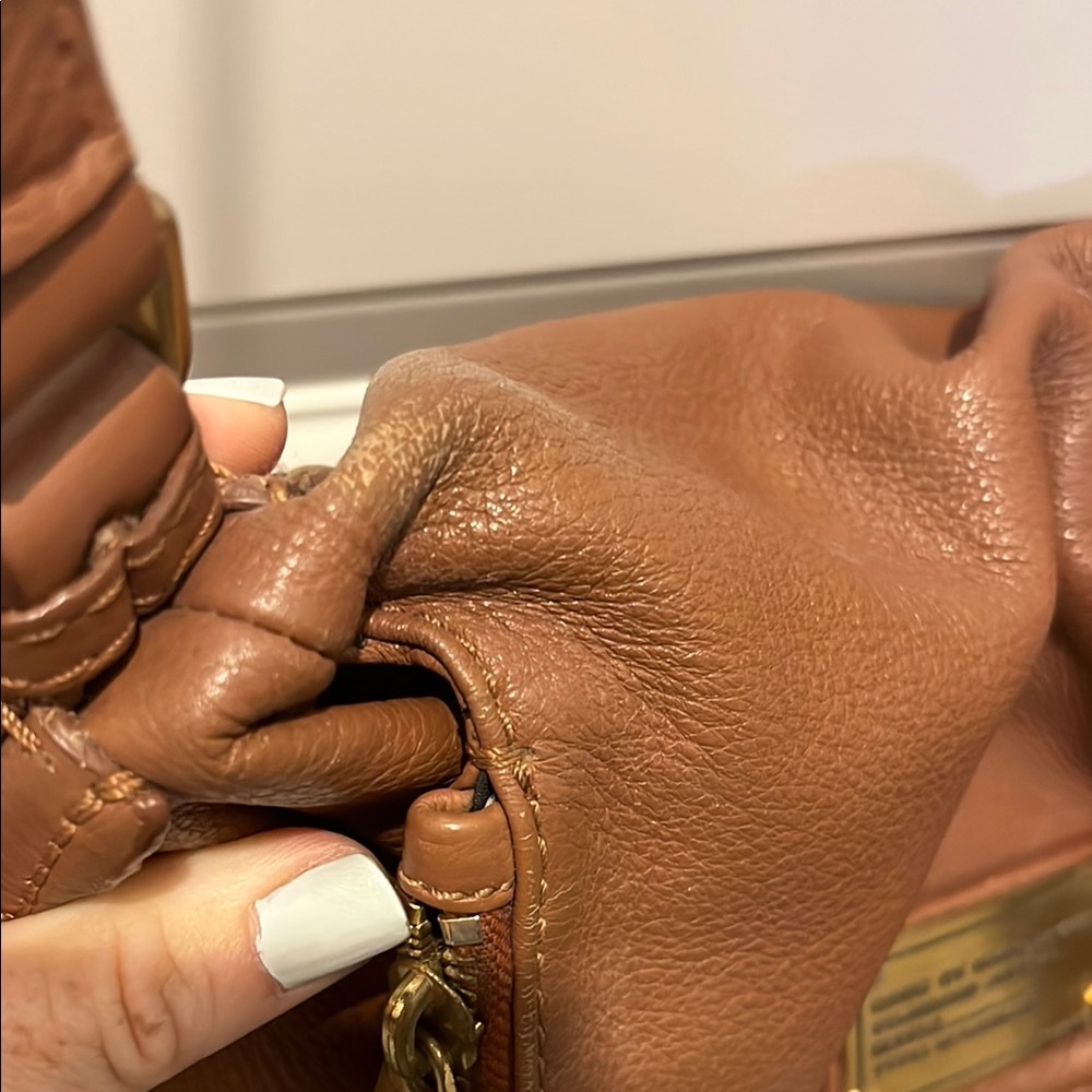Marc Jacobs Cognac Leather Shoulder Bag - Picture 9 of 15